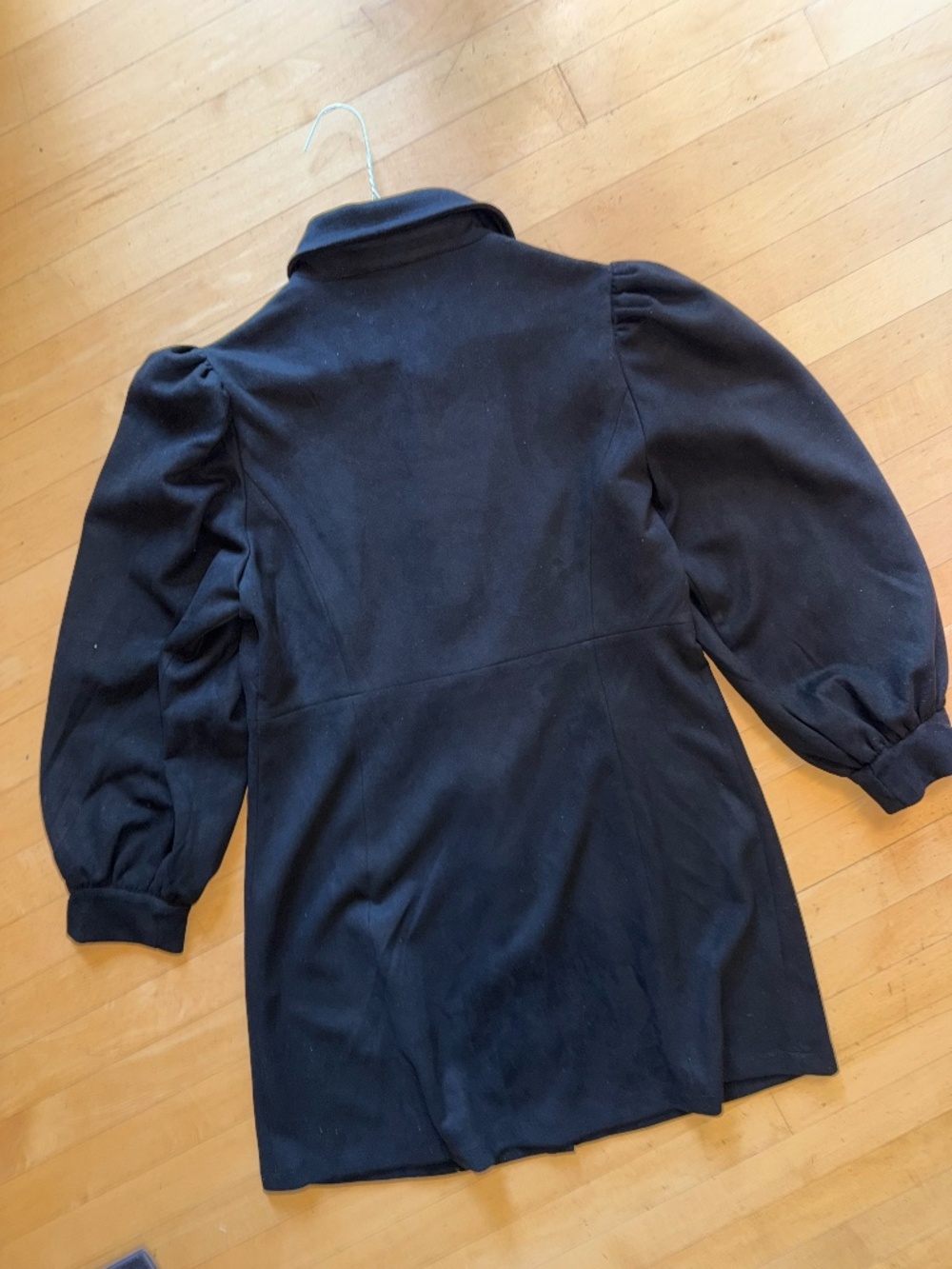 DolceCABO Black faux suede shirt dress, M, CB2732 - Picture 4 of 6